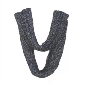 NWT Black and Silver Chunky Knit Infinity Scarf